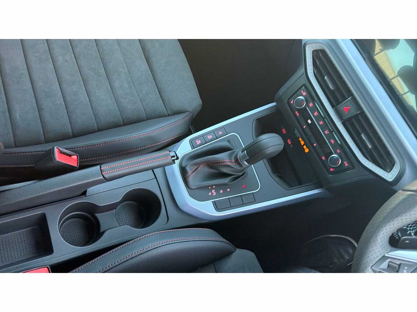 SEAT Arona 1.0 TSI 115 FR Sport 5dr DSG